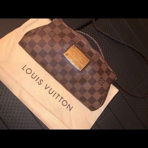 Louis Vuitton Damier Ebene Pochette Eva